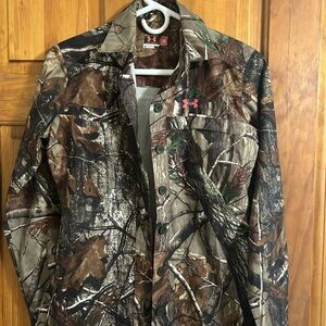 Under Armour Women’s Camo Shirt Jacket